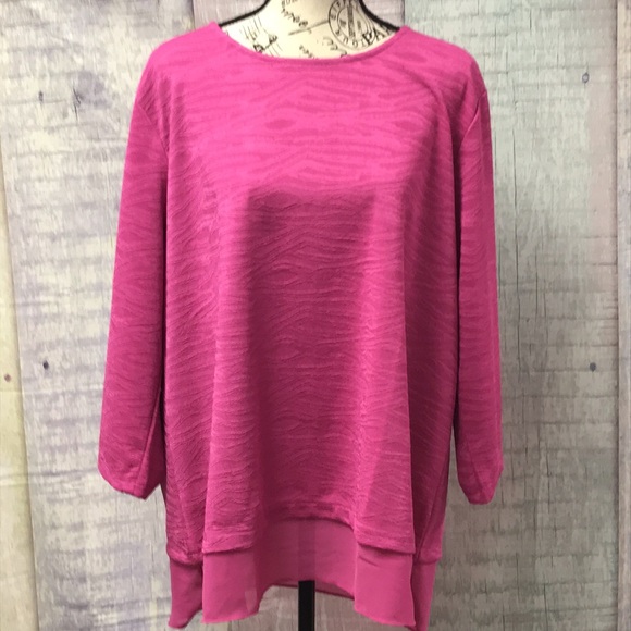 - Woman’s Ellen Tracy long sleeve top. Size is M. - Picture 2 of 11
